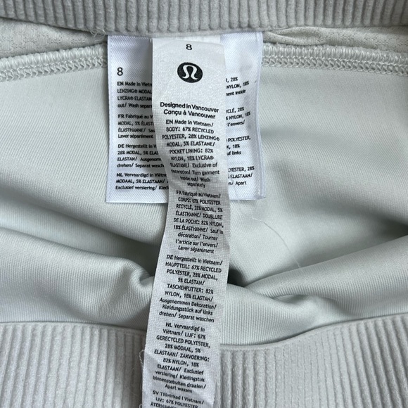 Lululemon Ribbed softstreme zip-leg high-rise cropped pant 25” Size 8 - Picture 5 of 5